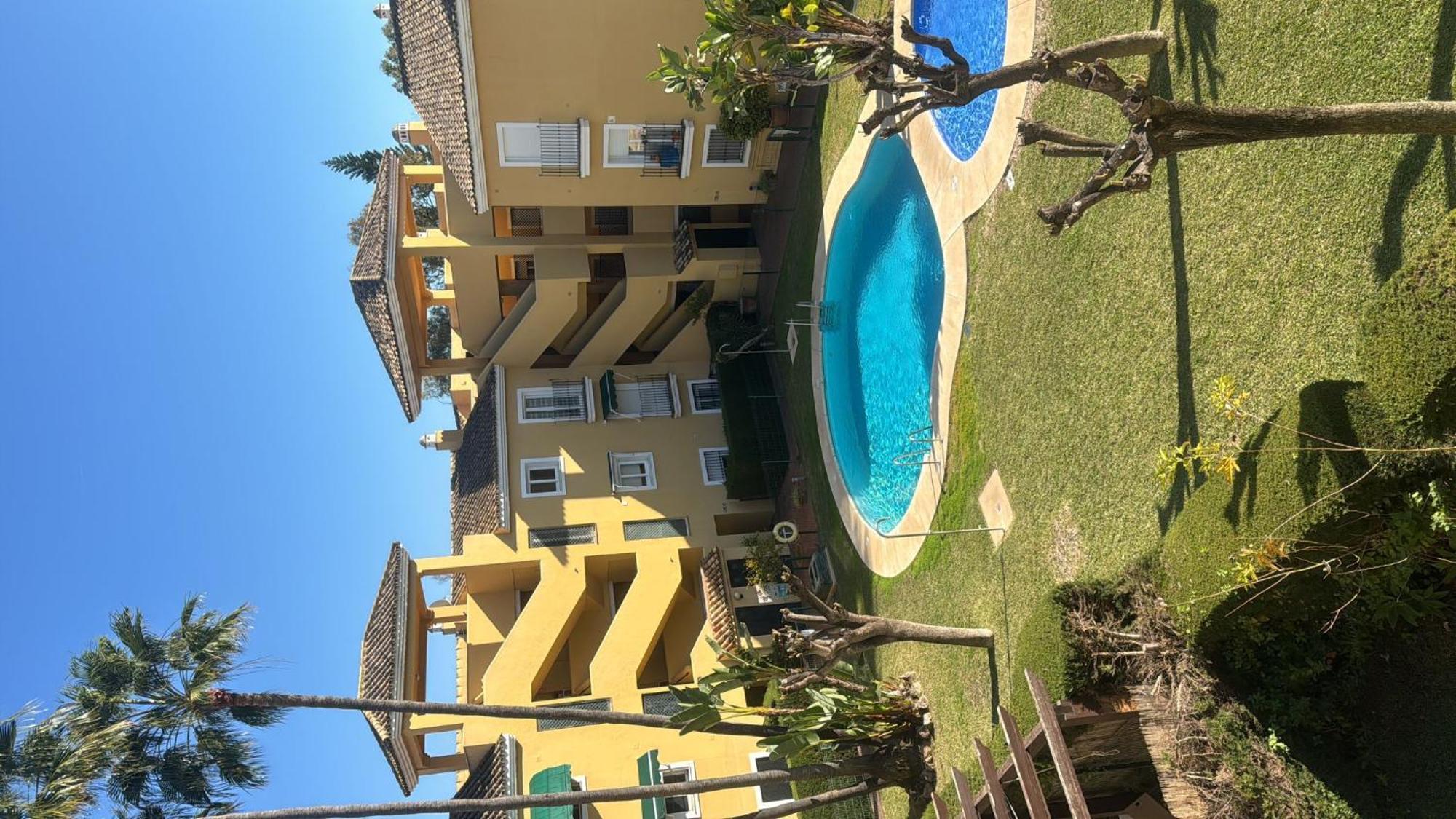 Room In Apartment - Room In Costa Del Sol เอสเตโปนา ภายนอก รูปภาพ